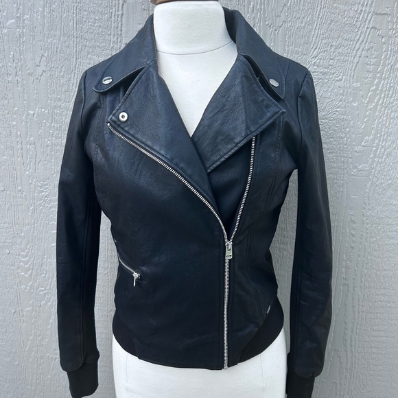 Lorna Jane Vegan Leather Moto Jacket | Faux Shearling Lining | Size Small - Picture 2 of 12